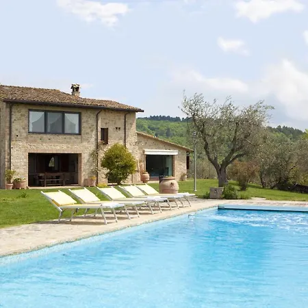 Sleeps 8 Pool Air Con Wifi Villa