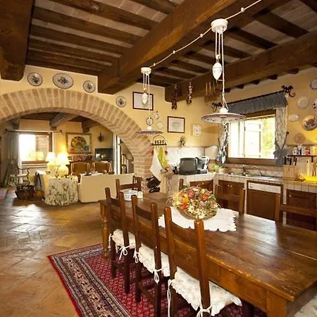 Villa Sleeps 8 Pool Air Con Wifi *