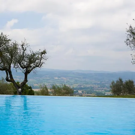 Sleeps 8 Pool Air Con Wifi Collazzone